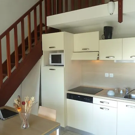 Θέρετρο Chateau De Jouarres 4p 8 *